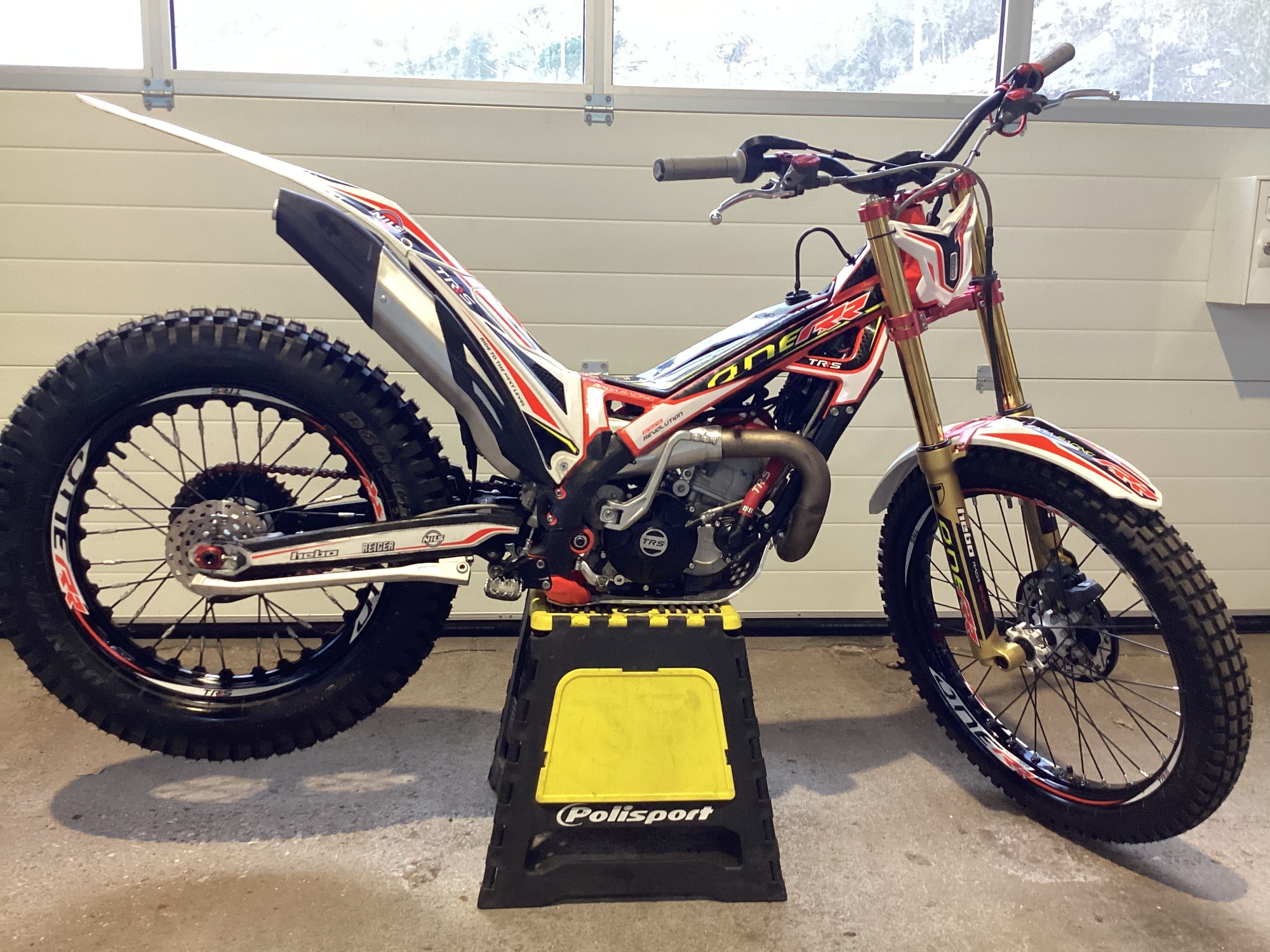 TRRS RAGA 300